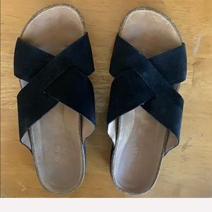 7.5 Clarks Artisan Sandals